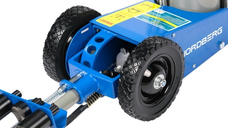 Домкрат пневмогидравлический подкатной, 35 т