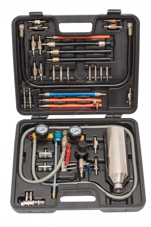 Приспособление для очистки топливных систем