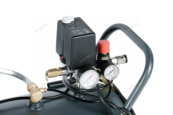 Компрессор поршневой с ременной передачей, 380 В, ресивер 100 л, 500 л/мин