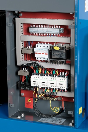 Компрессор винтовой, 7,5 кВт, 10 бар, 900 л/мин, ресивер 350 л, осушитель