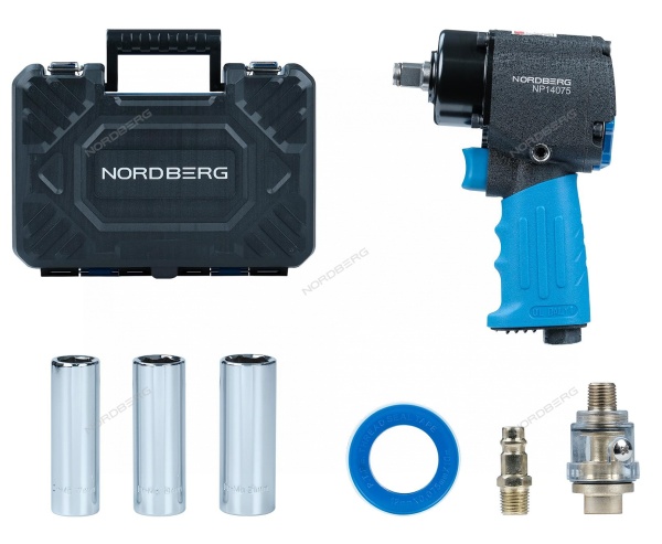 Пневмогайковерт ударный 1/2", 680 Нм, укороченный, с тремя головками в кейсе
