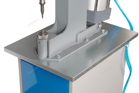 Пневматический станок для заклепки тормозных колодок с тумбой, цилиндр 160, NORDBERG NR8PM+MML0